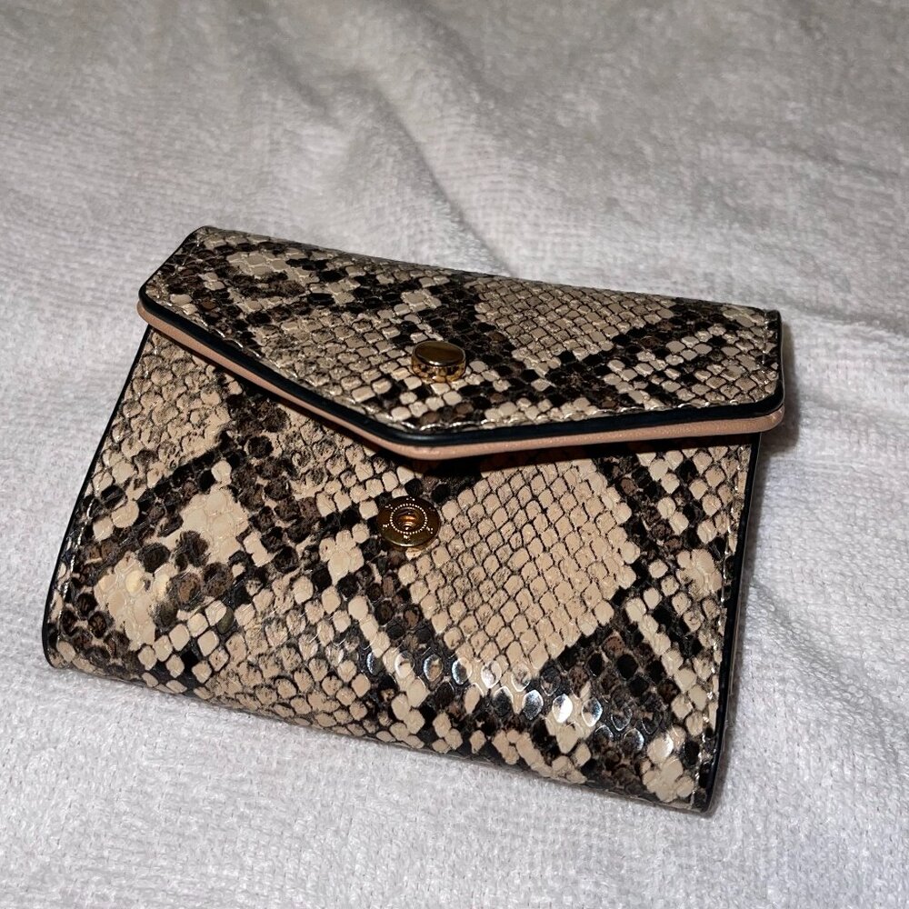 A New Day | Women's Snake Print Wallet 🐍